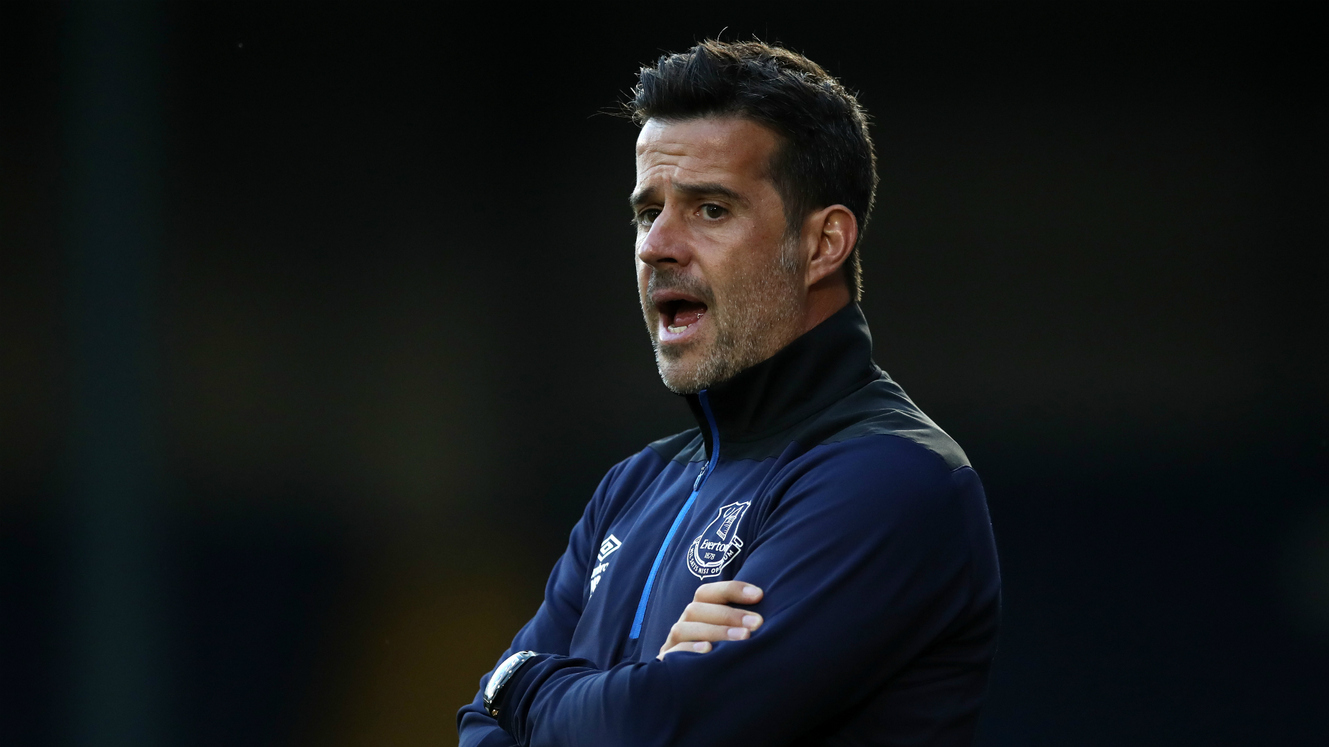 并不是冷漠 并不是冷漠